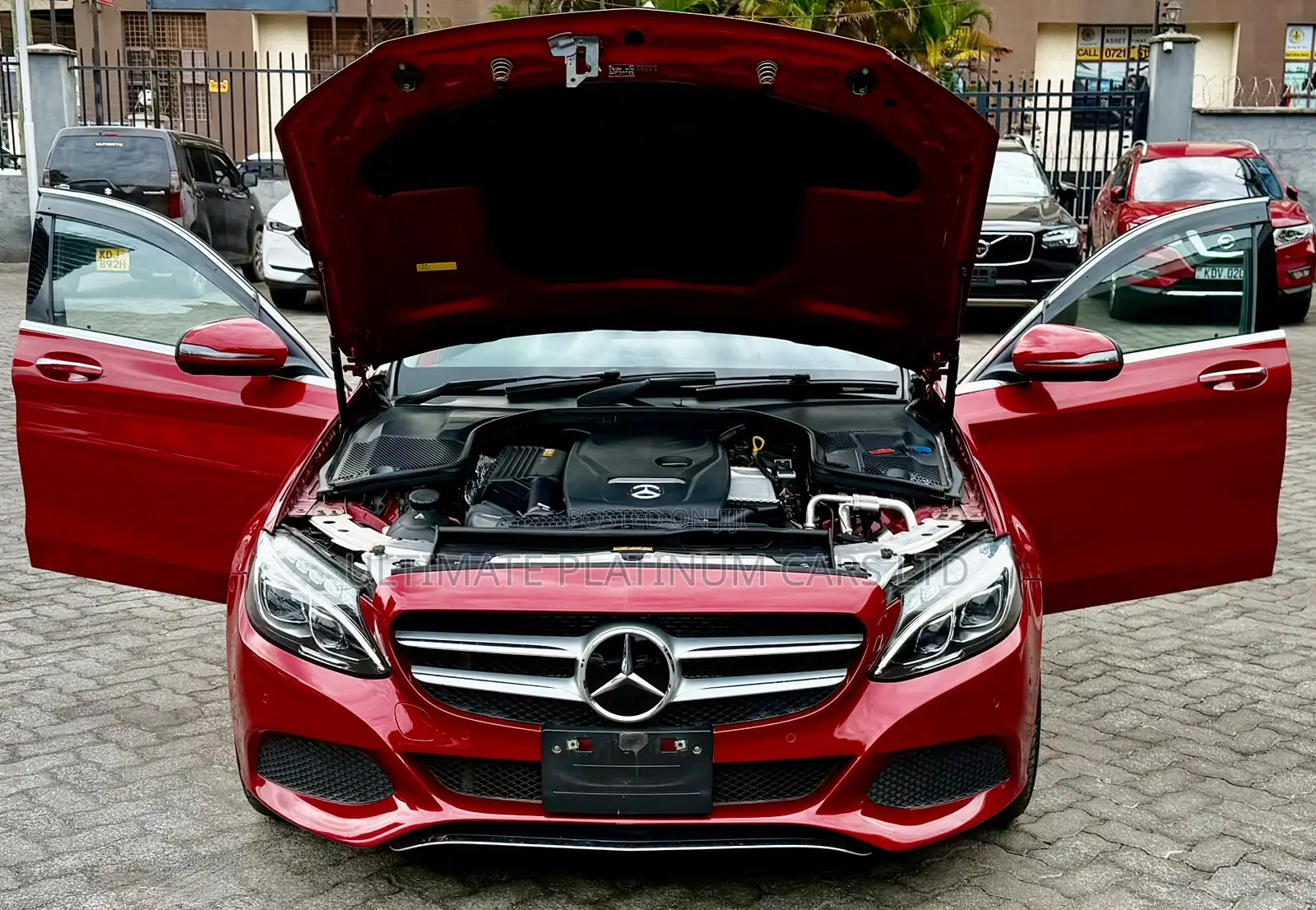 Mercedes-Benz C200 2018 Red