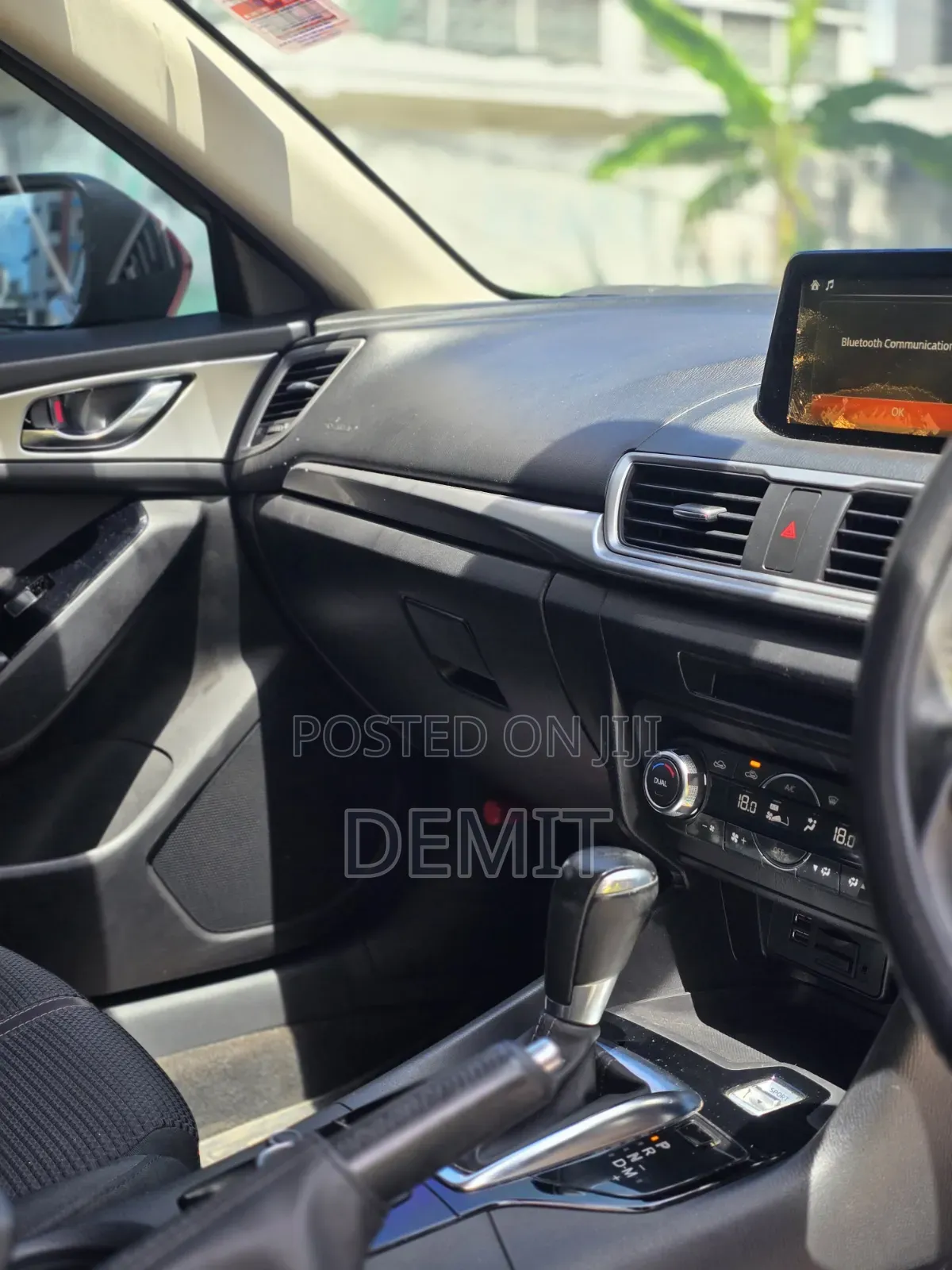 Mazda Axela 2018 Red