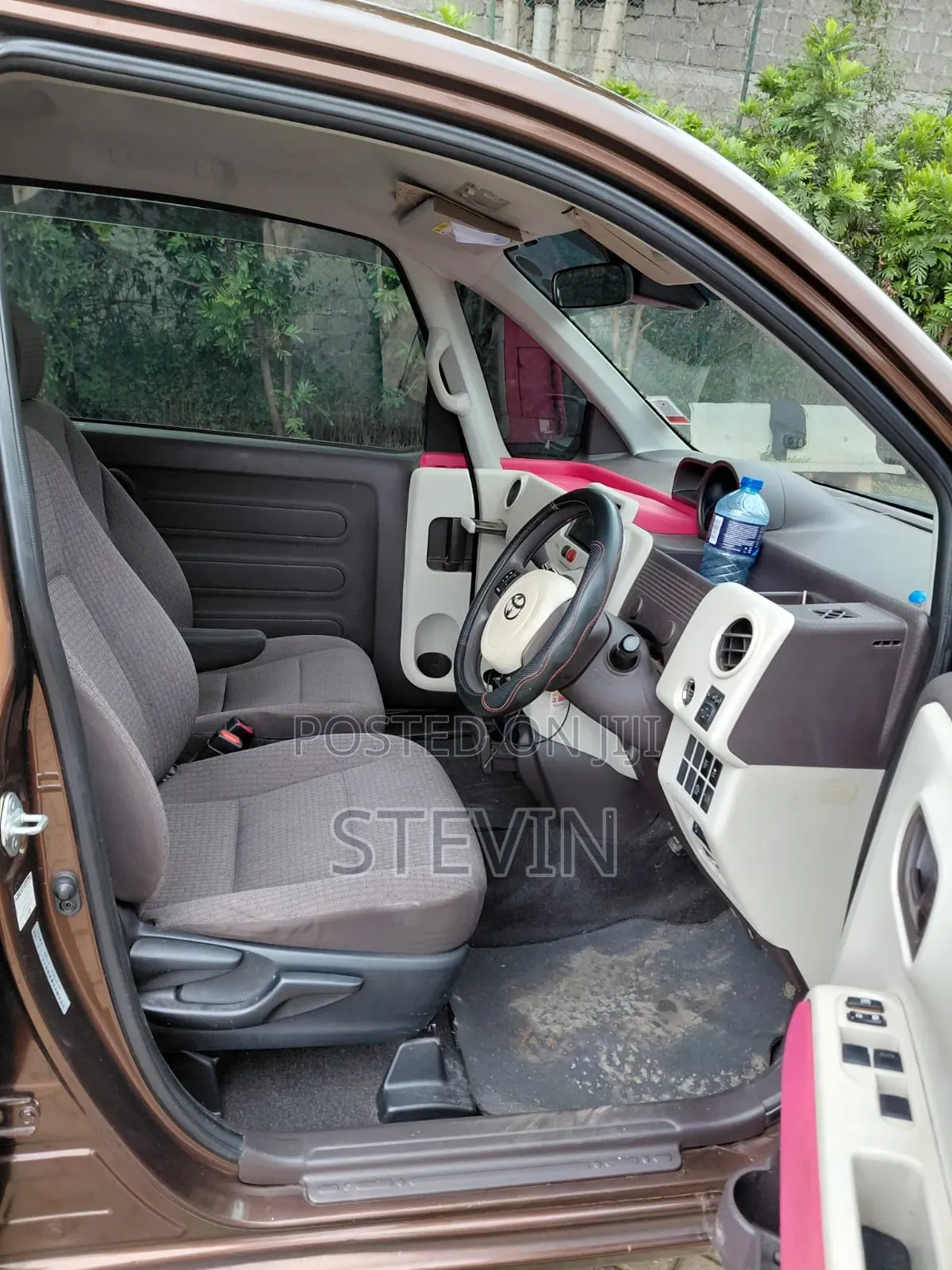 Toyota Porte 2017 Brown