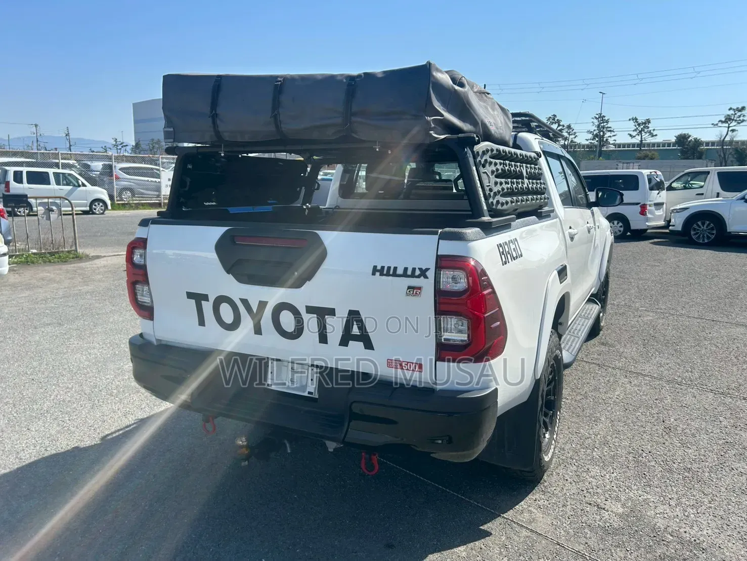 Toyota Hilux 2022 White