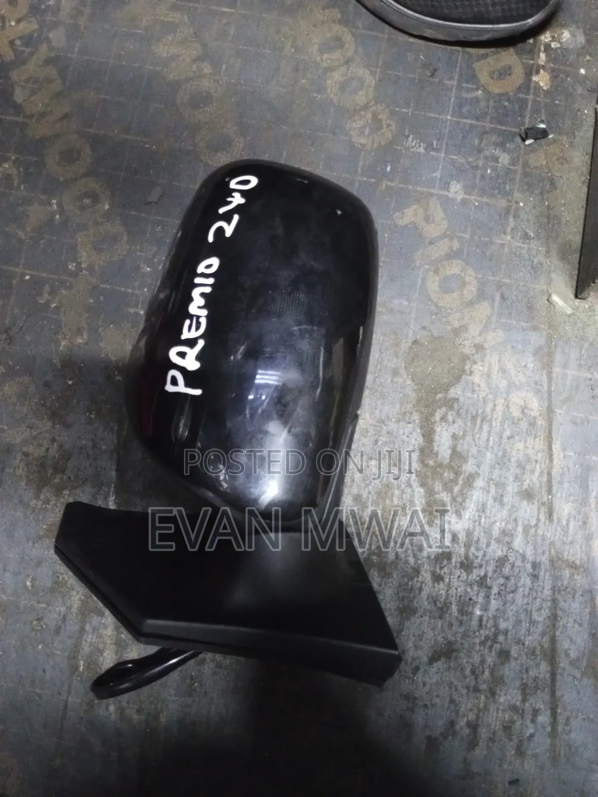 Toyota Premio 240 Side Mirror 3 Wires