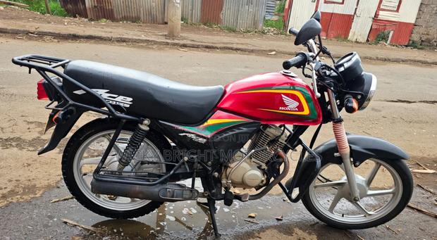 Honda CB 2025 Red - thumbnail 2