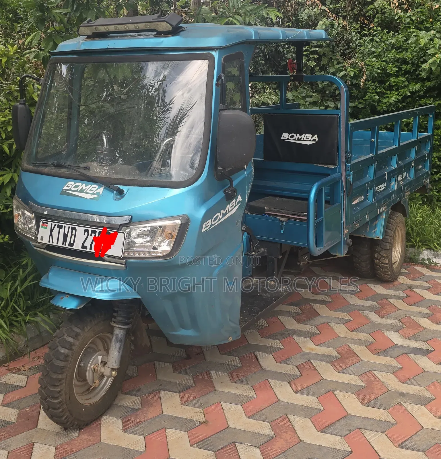 Bomba 250cc 2023 Blue