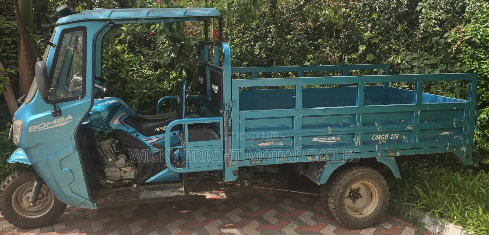 Bomba 250cc 2023 Blue