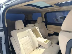Toyota Alphard 2.5 Petrol FWD 2018 White
