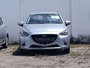 Mazda Demio 2018 Silver