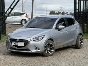 Mazda Demio 2019 Silver