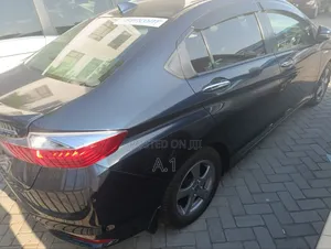 Honda Grace 1.5 Hybrid FWD 2019 Matt Black