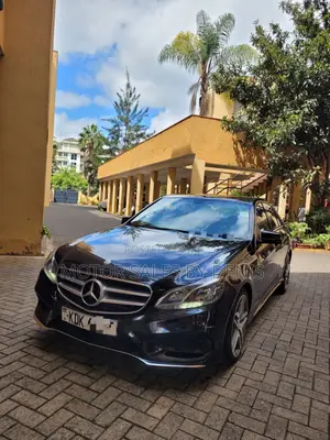 Mercedes-Benz E250 2015 Black
