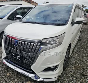 Toyota Esquire 2019 White
