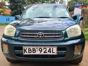 Toyota RAV4 2002 Green
