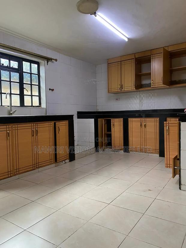5bdrm Mansion in Shooters, Utawala for rent - thumbnail 2