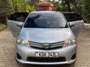 Toyota Axio 2013 Silver