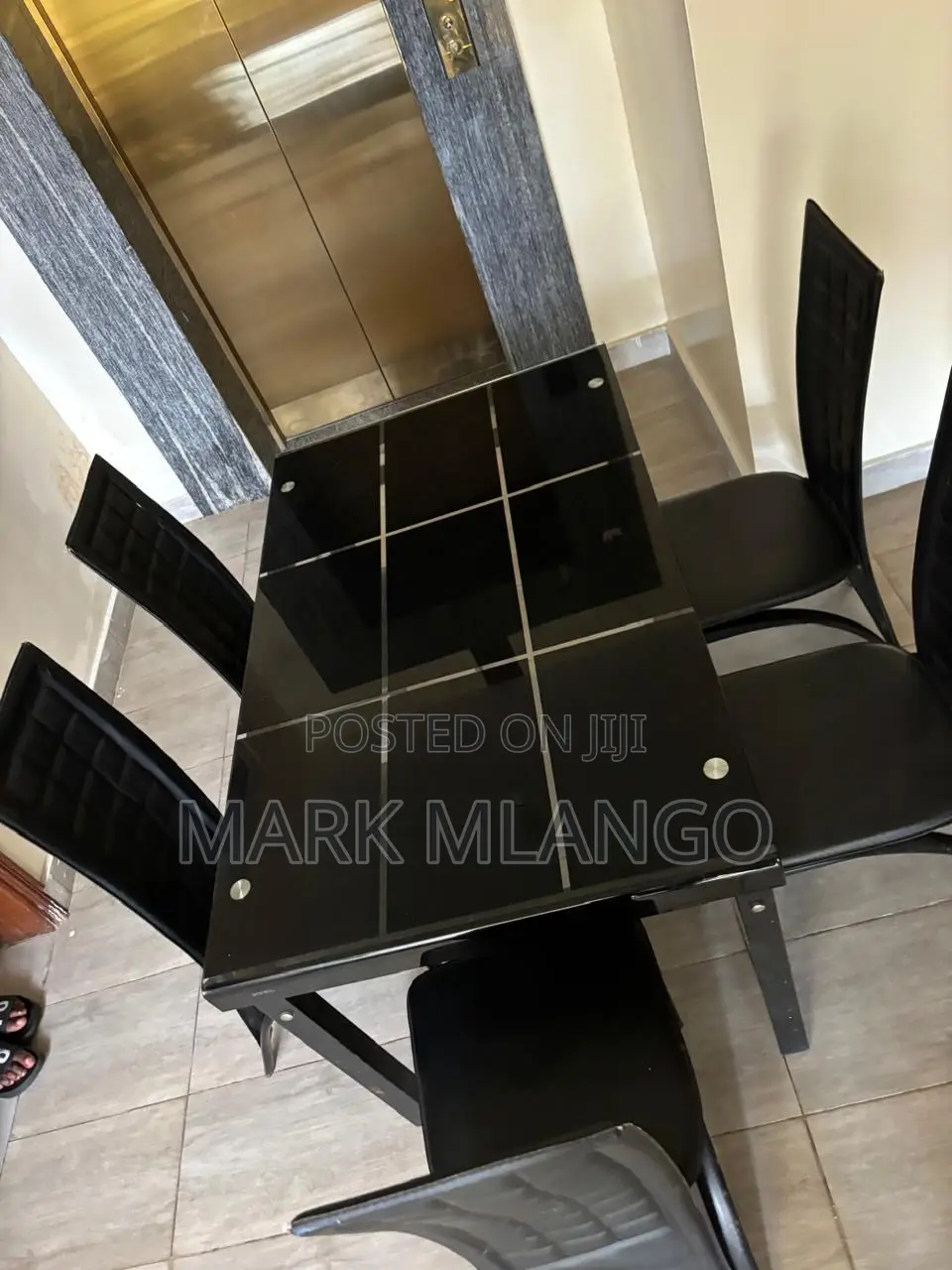 Glass Dining Table (5 Seater)