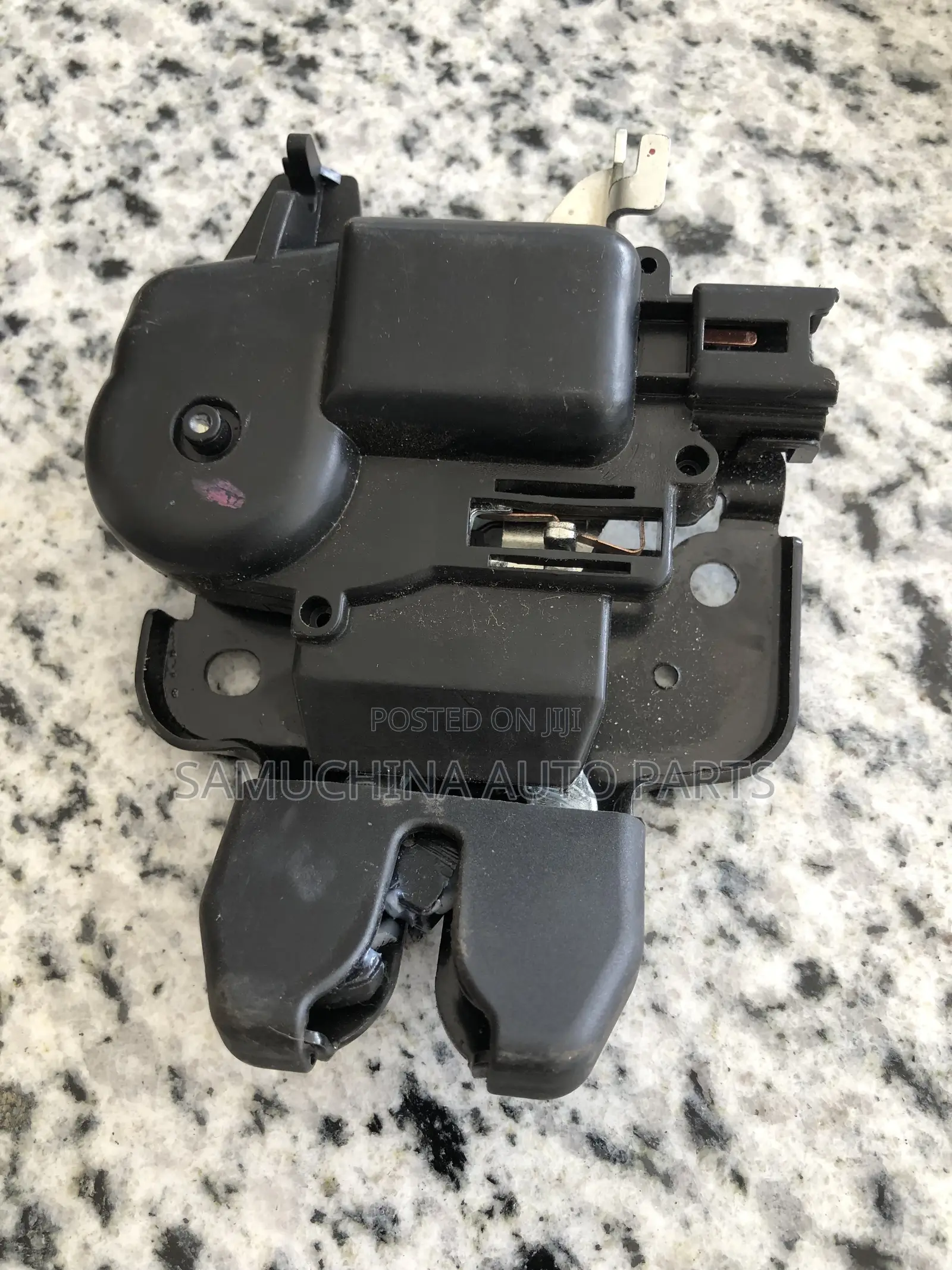 Boot Lock Nissan Sylphy 2006
