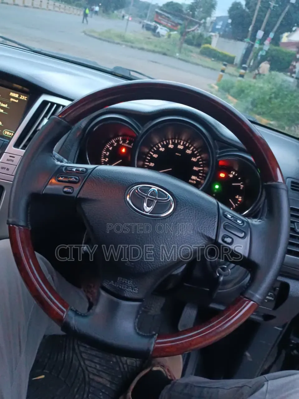 Toyota Harrier 2.4 2008 Black
