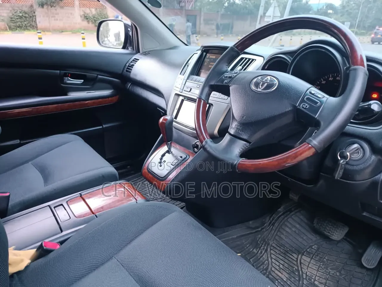 Toyota Harrier 2.4 2008 Black