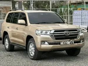 Toyota Land Cruiser 4.5 V8 GX-R 2014 Gold