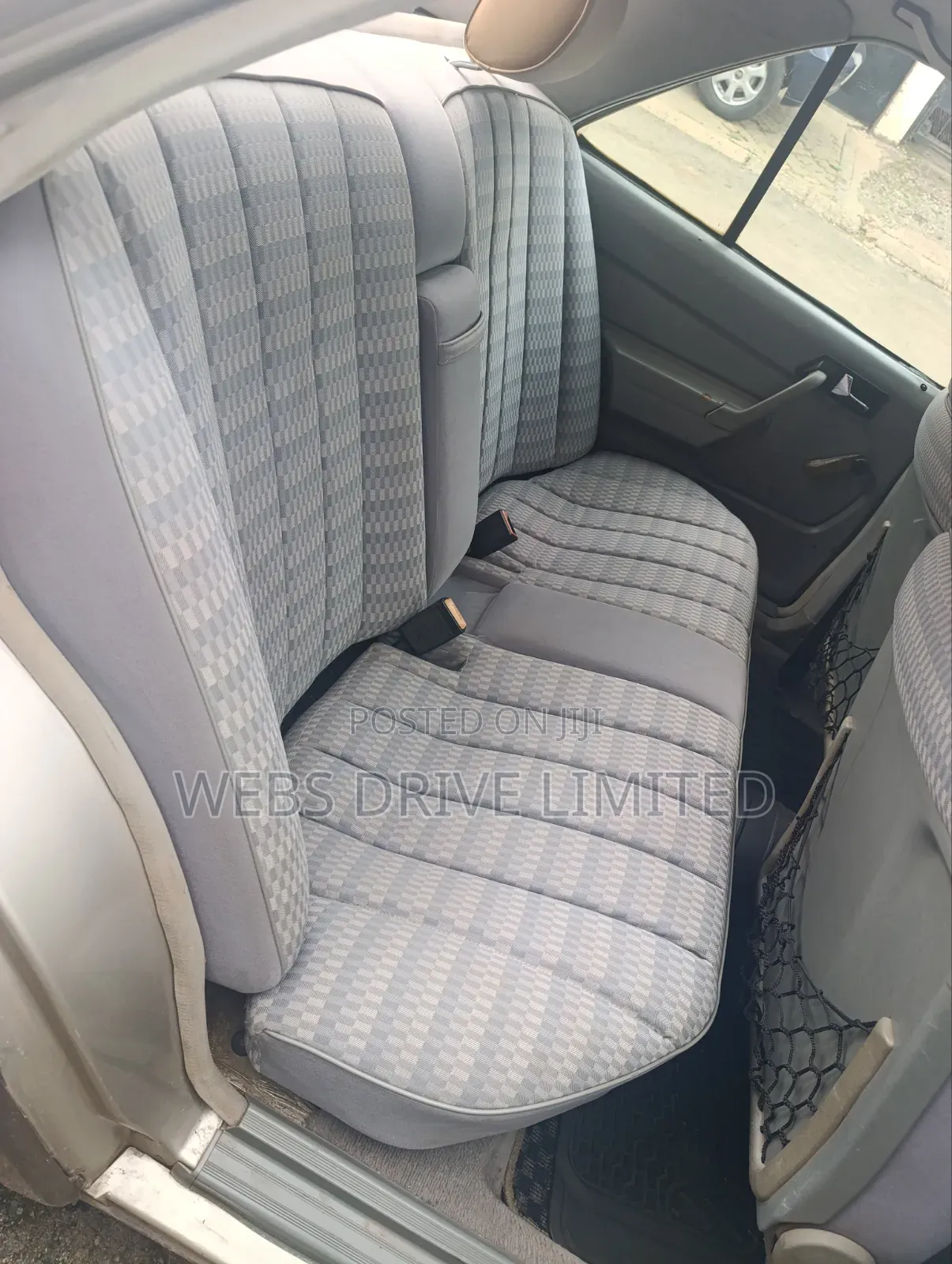 Mercedes-Benz 190E 1988 Gray
