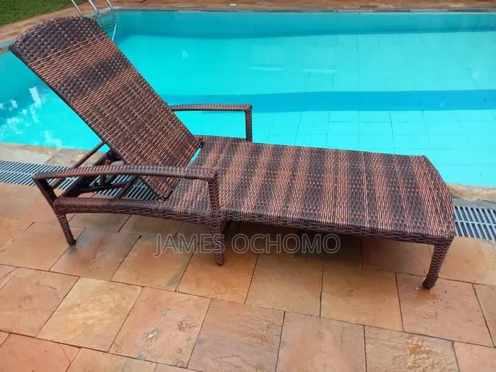 Sun Lounge