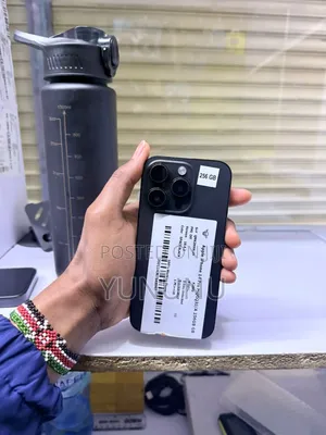 New Apple iPhone 14 Pro 256 GB Black