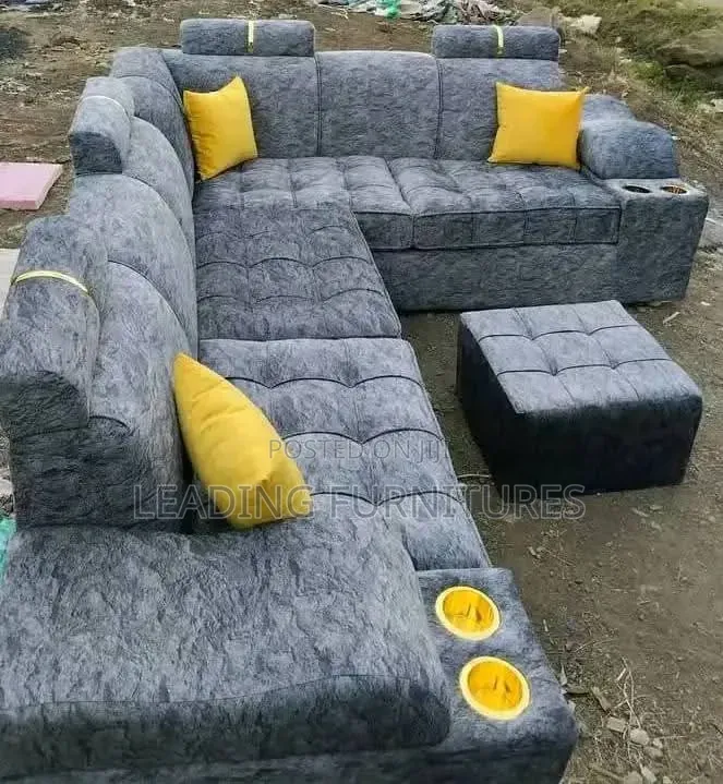 L Shape Color Gray With Gold Cup Holder