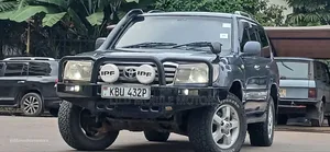 Toyota Land Cruiser 2006 Blue