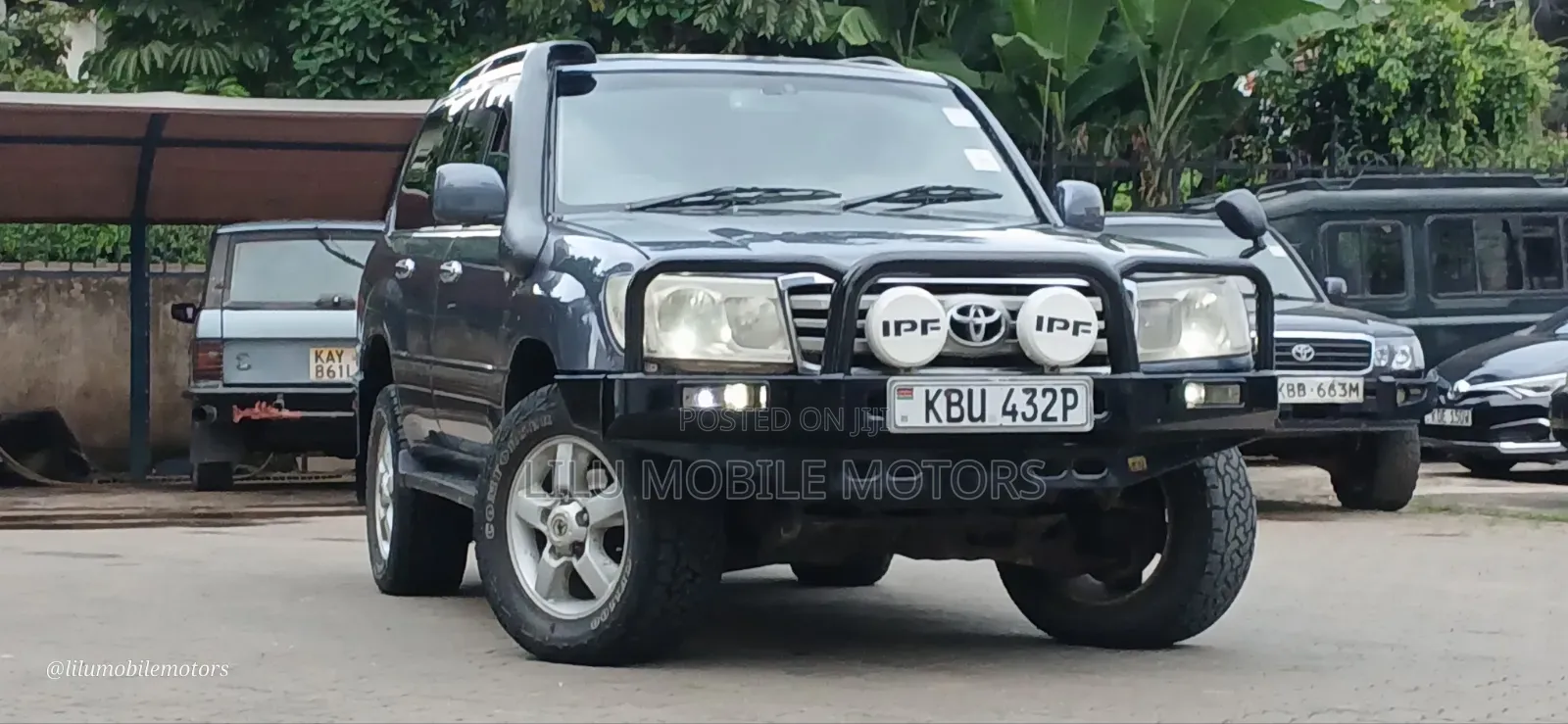 Toyota Land Cruiser 2006 Blue