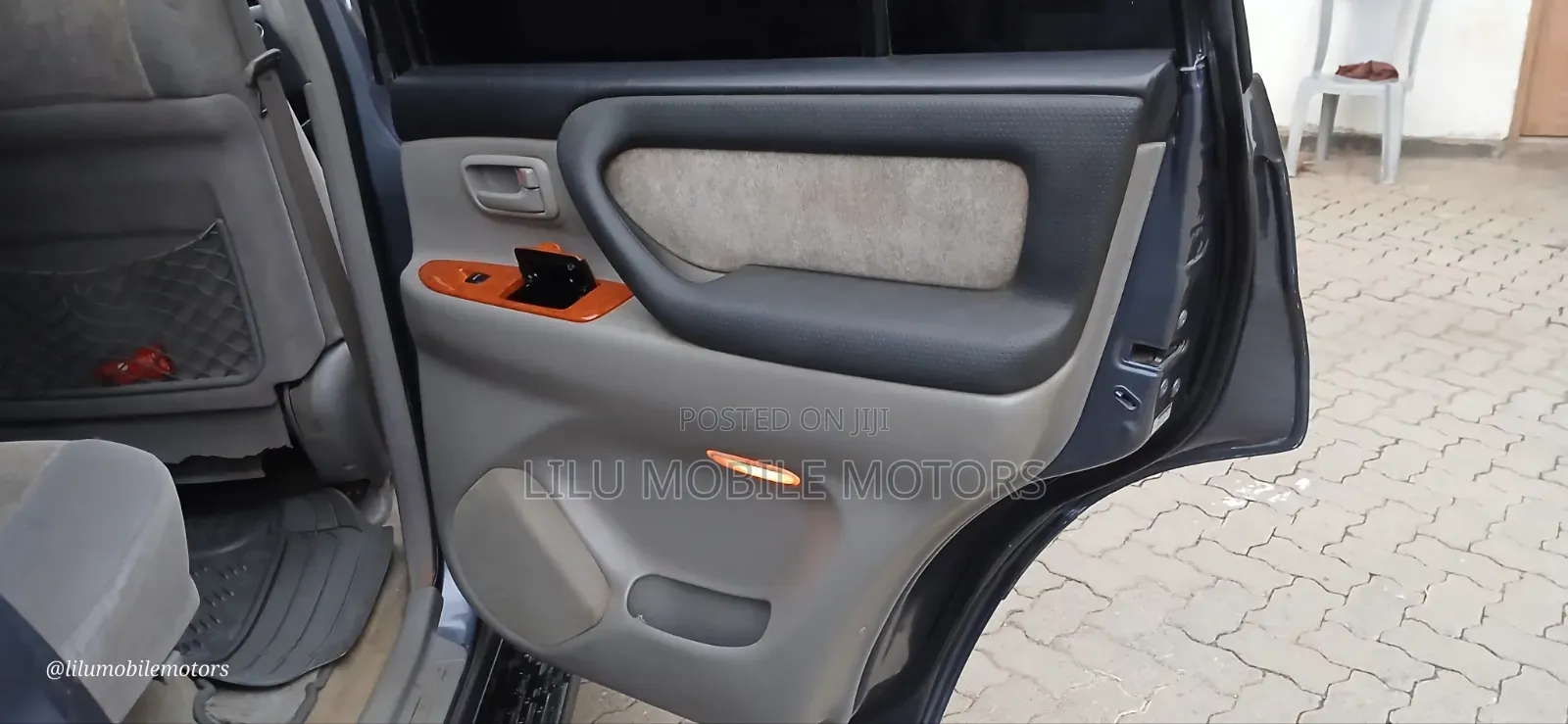 Toyota Land Cruiser 2006 Blue