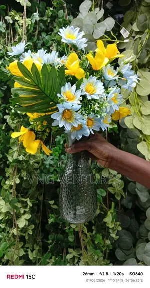 Flower Vase + Artificial Flowers