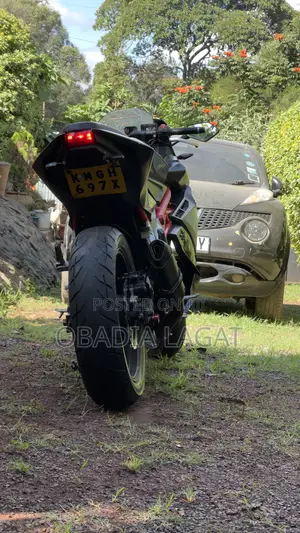 Taro GP1 250R 2022 Red