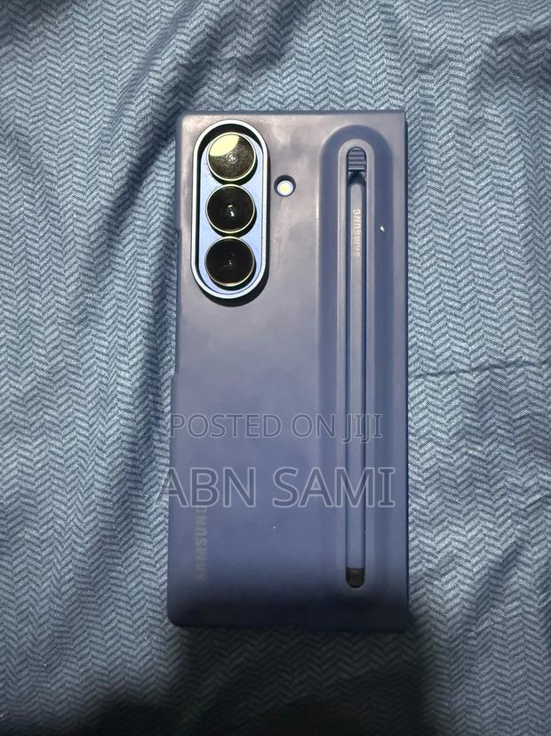 Samsung Galaxy Z Fold7 512 GB Blue - thumbnail 3