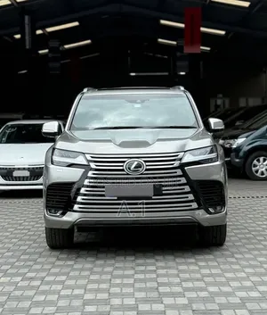 Lexus LX 500d 2022 Gray