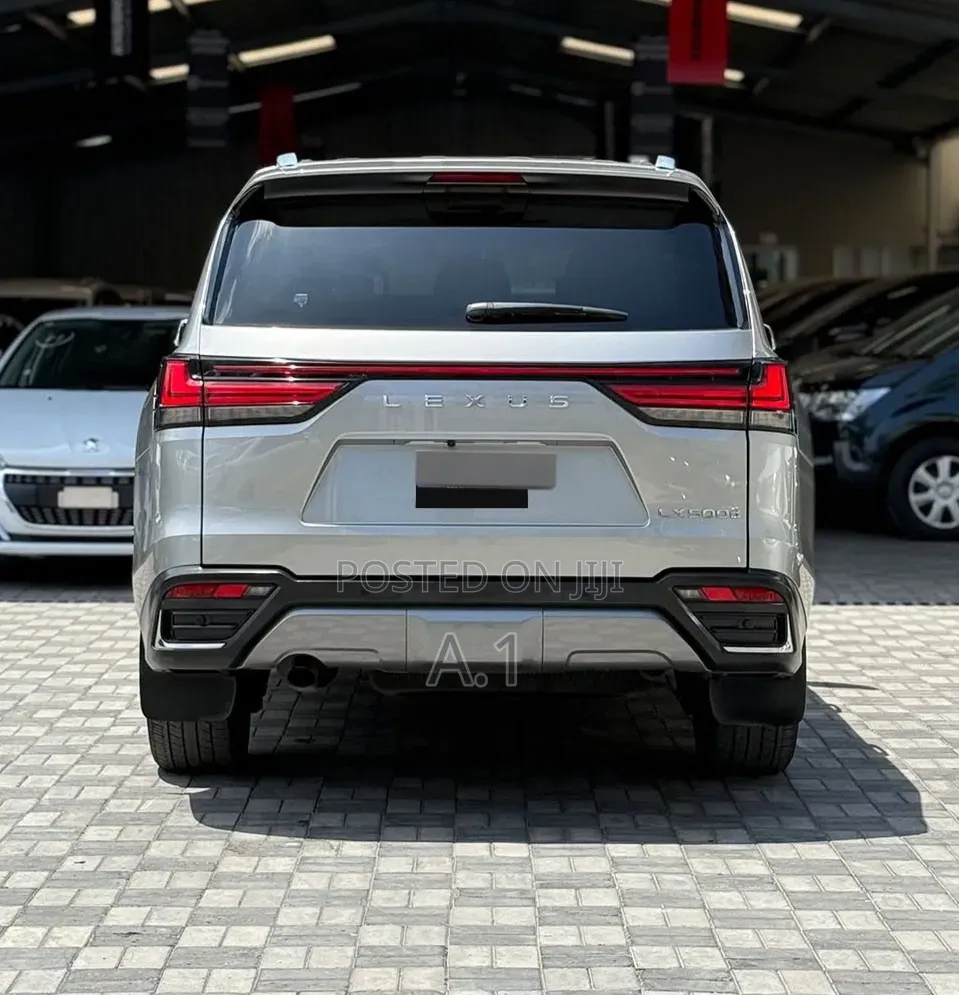 Lexus LX 500d 2022 Gray