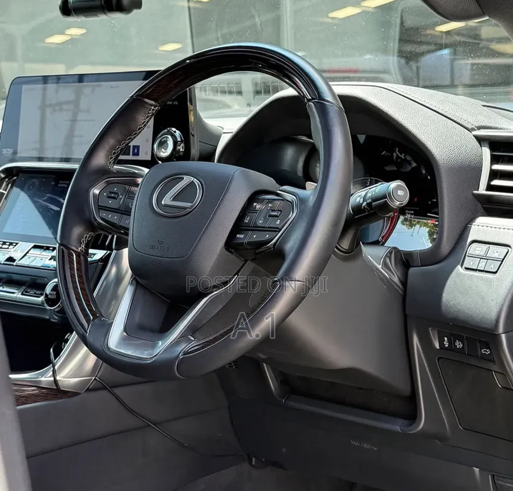 Lexus LX 500d 2022 Gray
