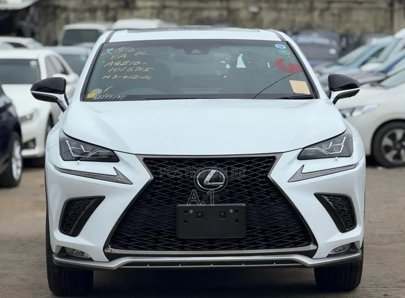 Lexus NX 300 FWD 2019 White