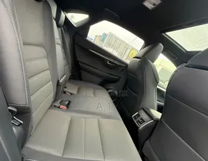 Lexus NX 300 FWD 2019 White