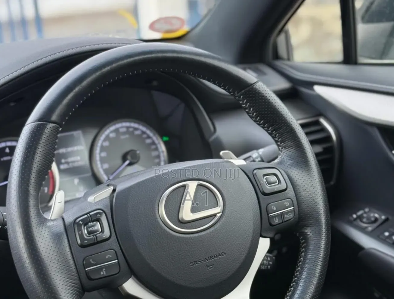 Lexus NX 300 FWD 2019 White