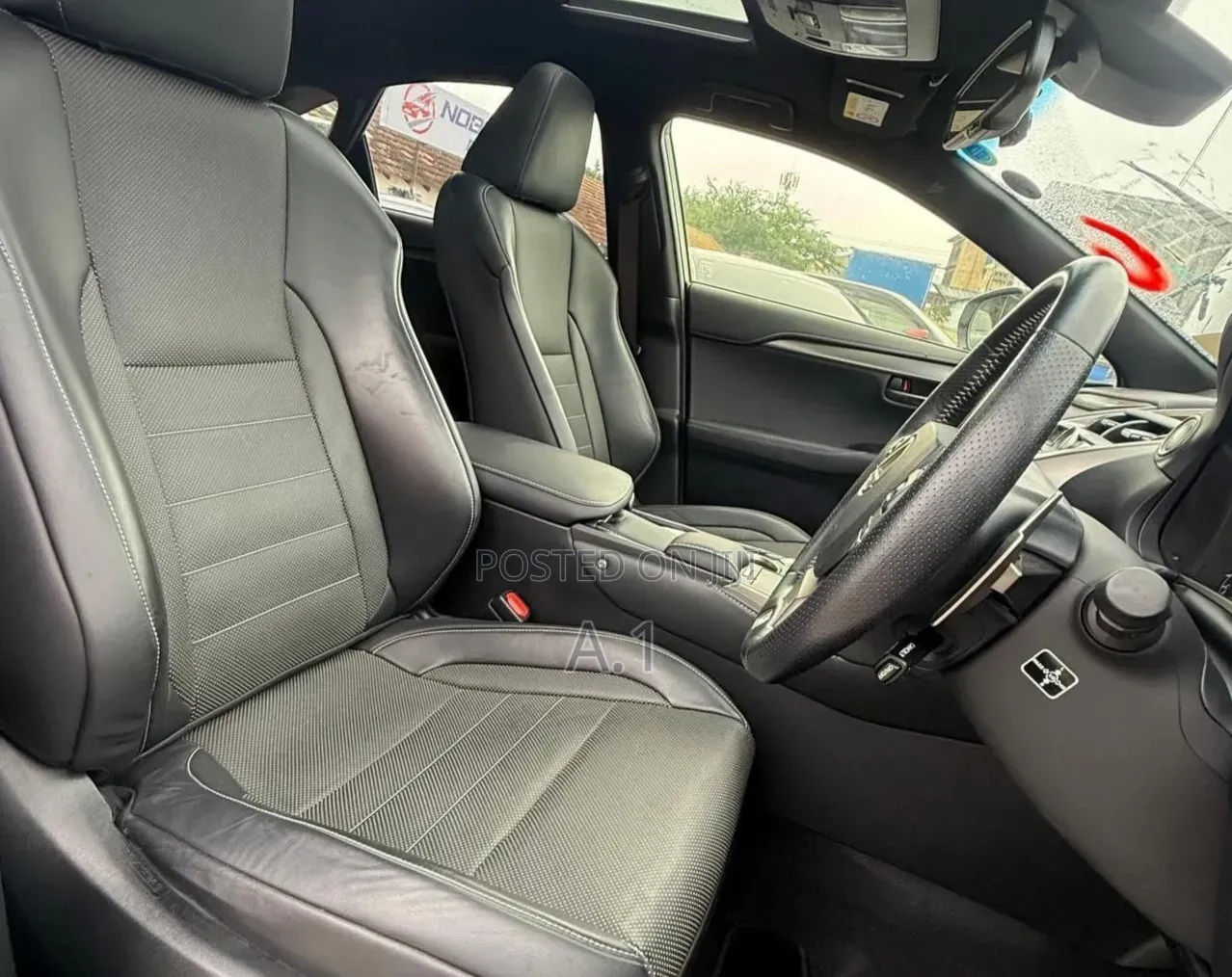 Lexus NX 300 FWD 2019 White