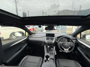 Lexus NX 300 FWD 2019 White