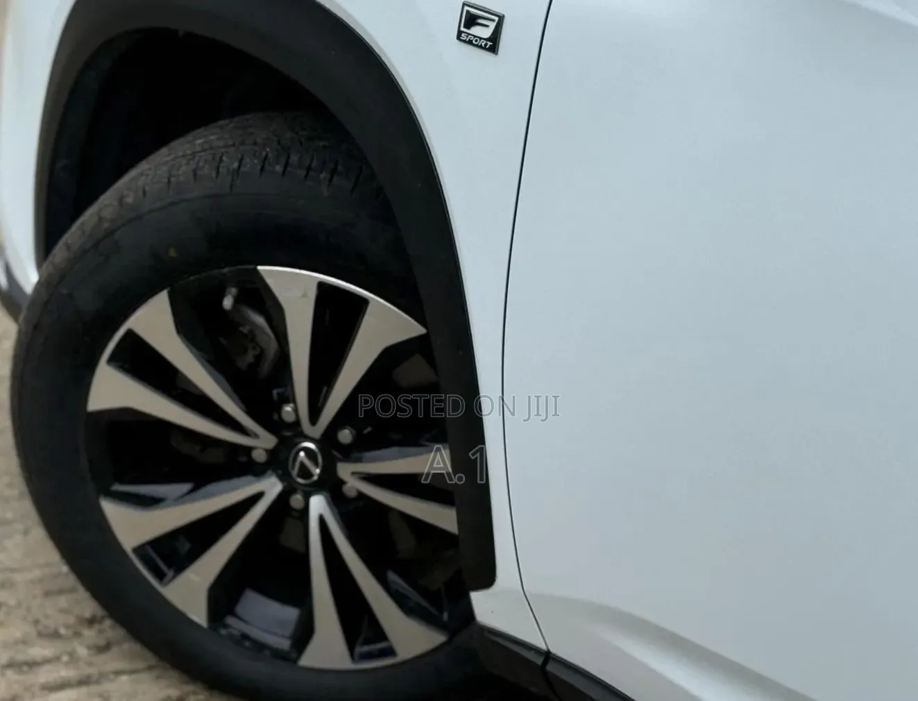 Lexus NX 300 FWD 2019 White