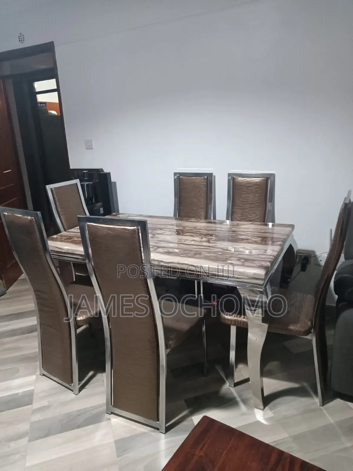 6 Seater Dining Set