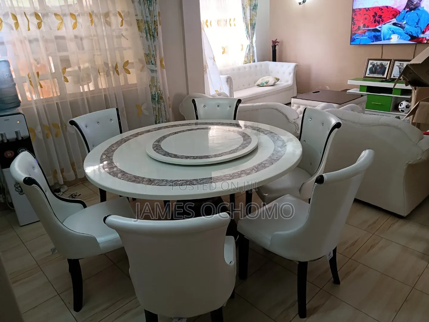 Round Dining Set