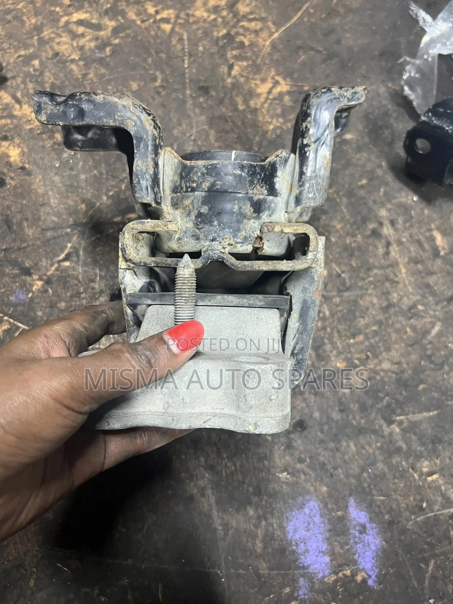 2zr /3zr Engine Mounting for Premio/Noah/Allion/Wish