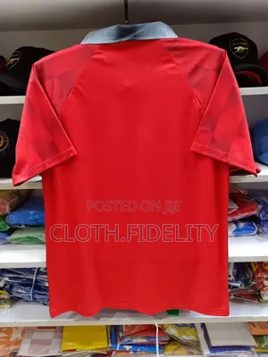 Manchester United 1996/1998 Umbro Retro Jersey.