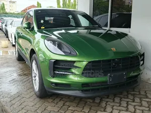 Porsche Macan Base 2020 Green