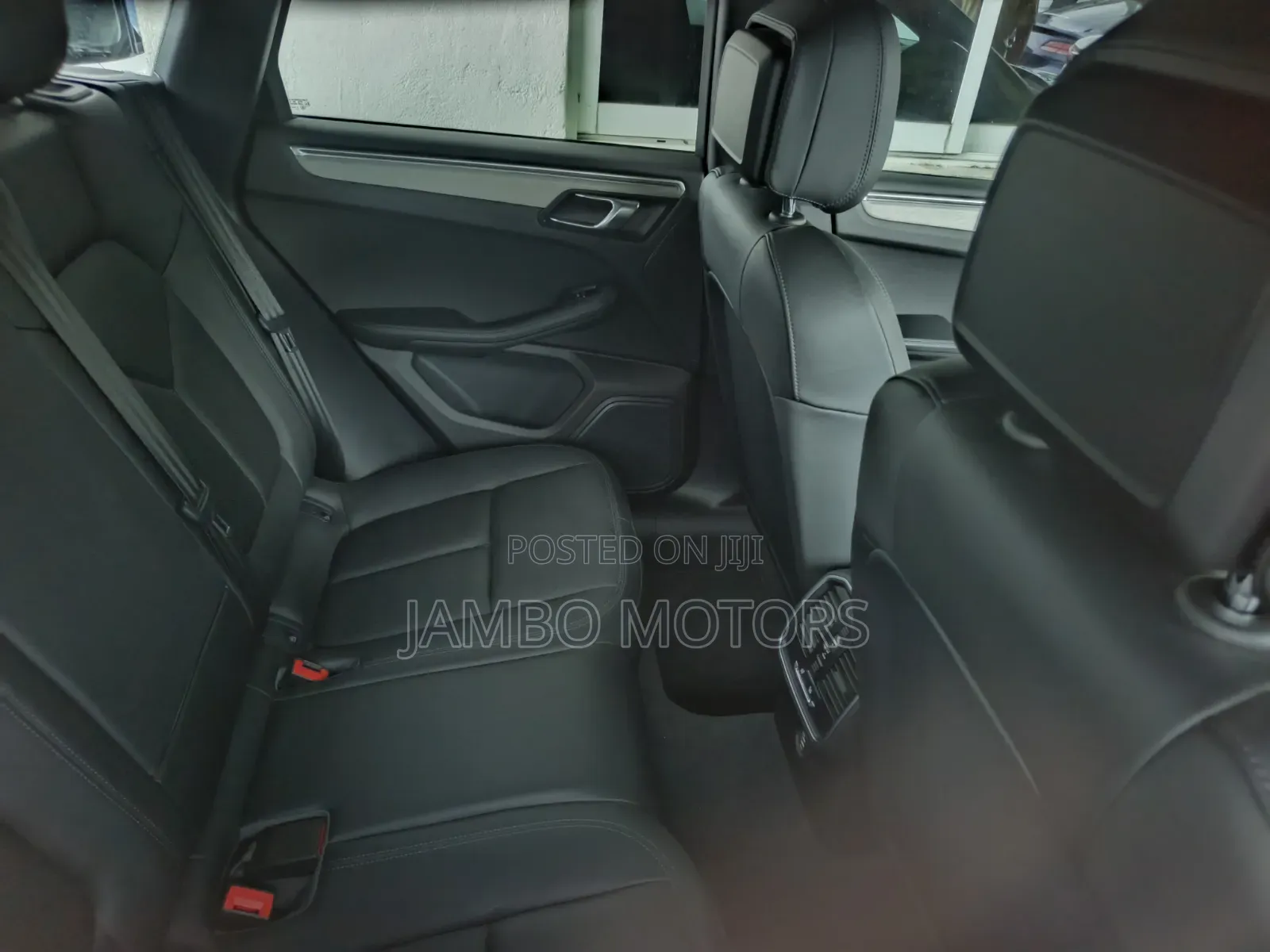 Porsche Macan Base 2020 Green