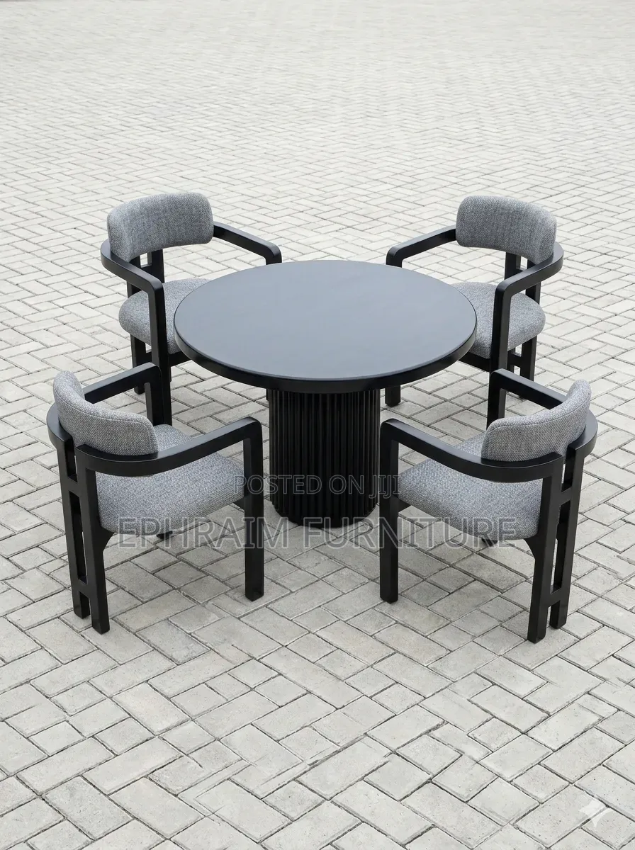 Modern Dark Chocolate 4-Seater Round Dinning Table for Sale