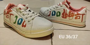Girls Shoes/Sneakers