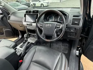 Toyota Land Cruiser Prado 2.7 2019 Black